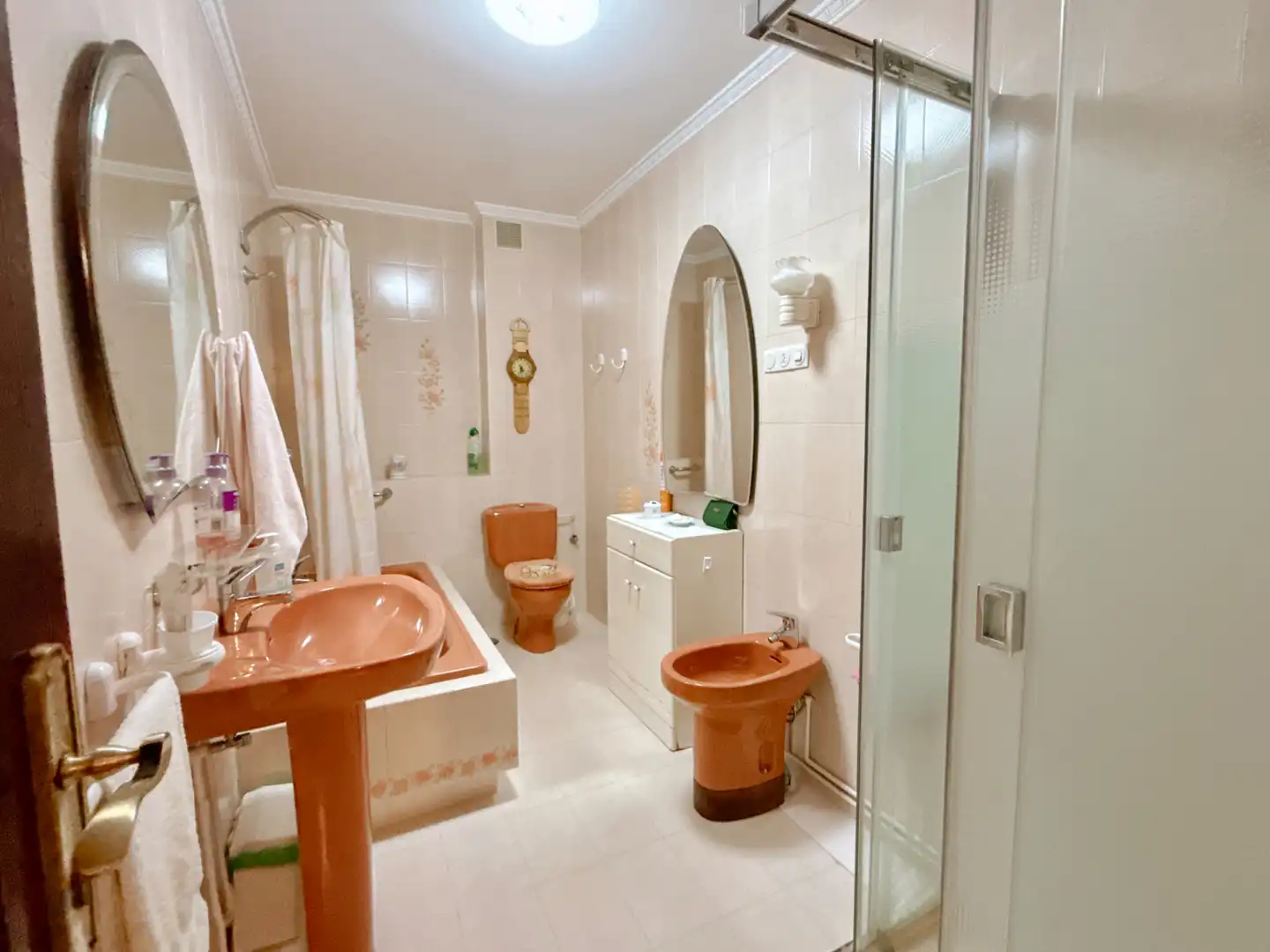 Baño de Piso en venta en Carballo con Amueblado