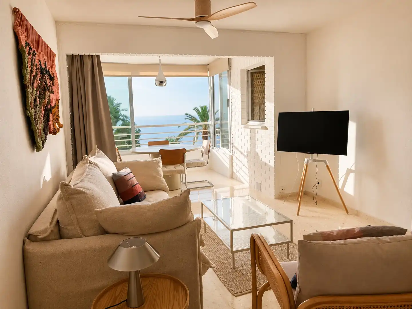 Living room of Apartments for rent in Benidorm  with Furnished, Washing machine and Microwave