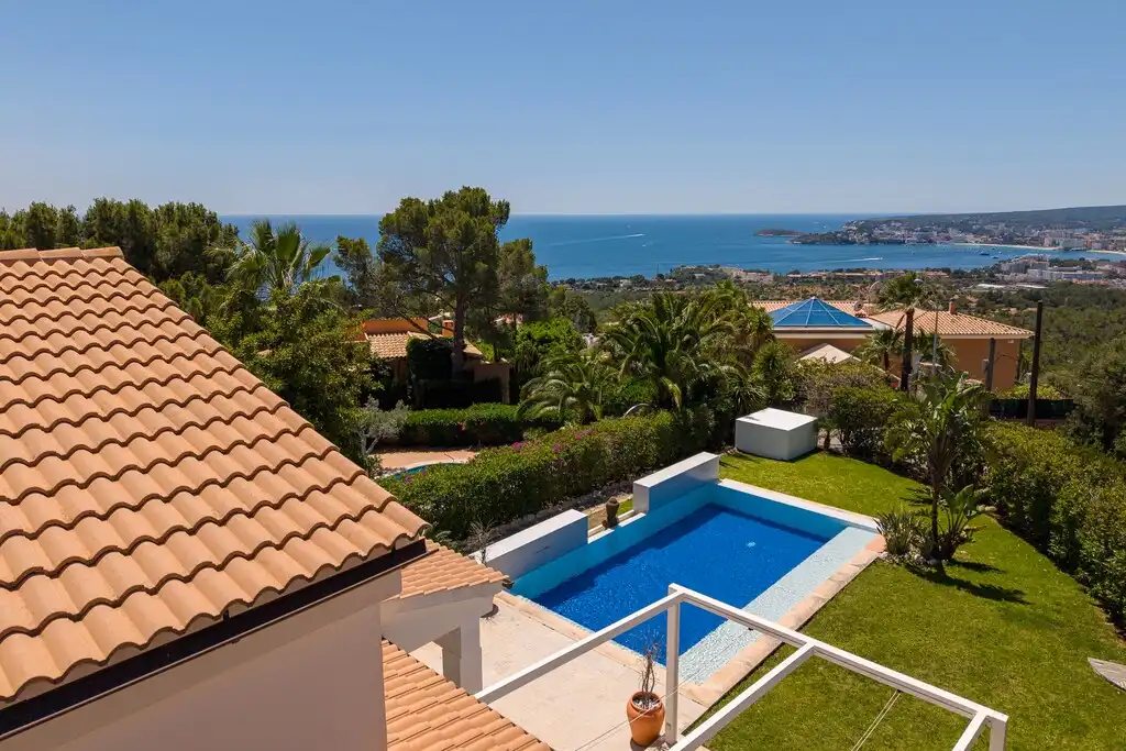 Piscina de Casa o xalet en venda en Calvià amb Aire condicionat, Jardí privat i Terrassa