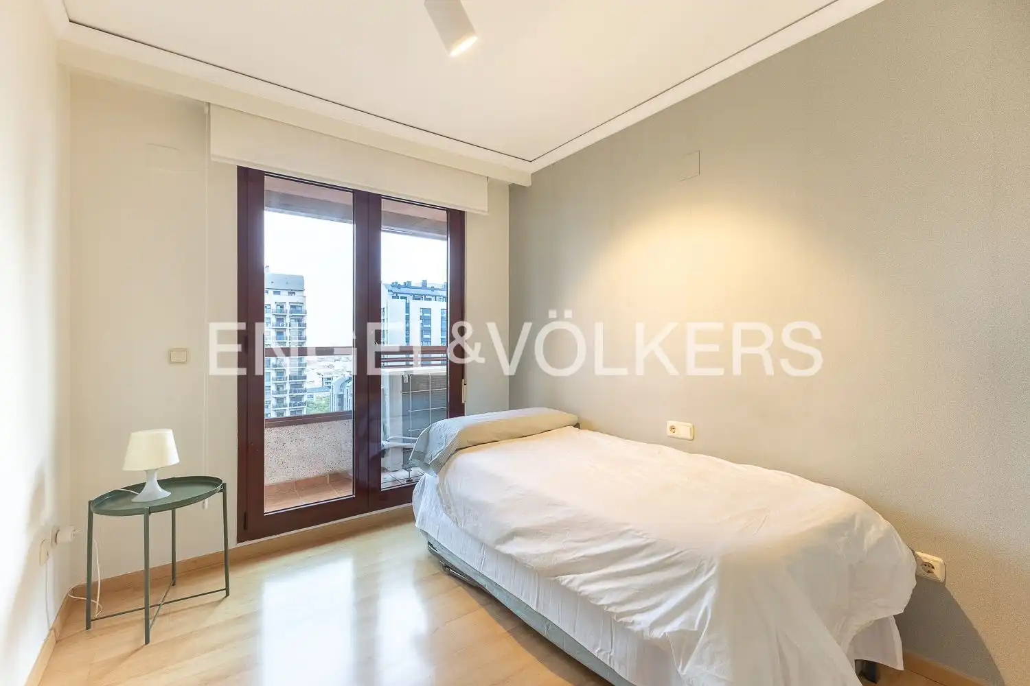Außenansicht von Wohnung zur Miete in Campanar