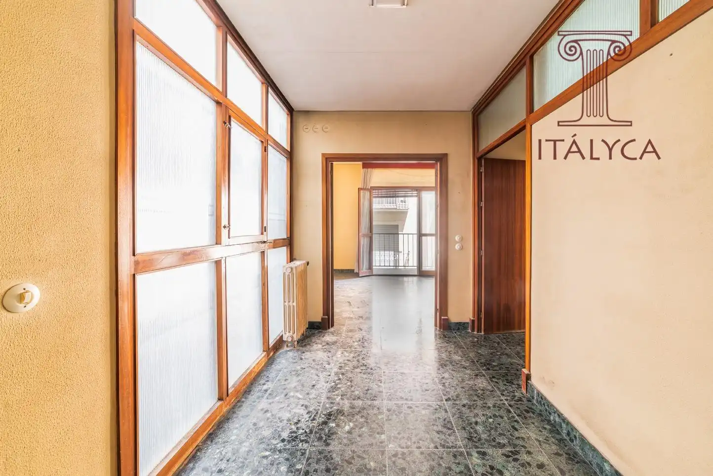 Piso en venta en Sevilla con Terraza y Trastero