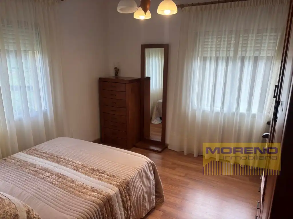 Dormitori de Casa o xalet en venda en Samos