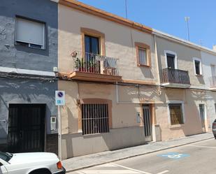 Vista exterior de Casa adosada en venda en Burriana / Borriana amb Calefacció, Traster i Moblat