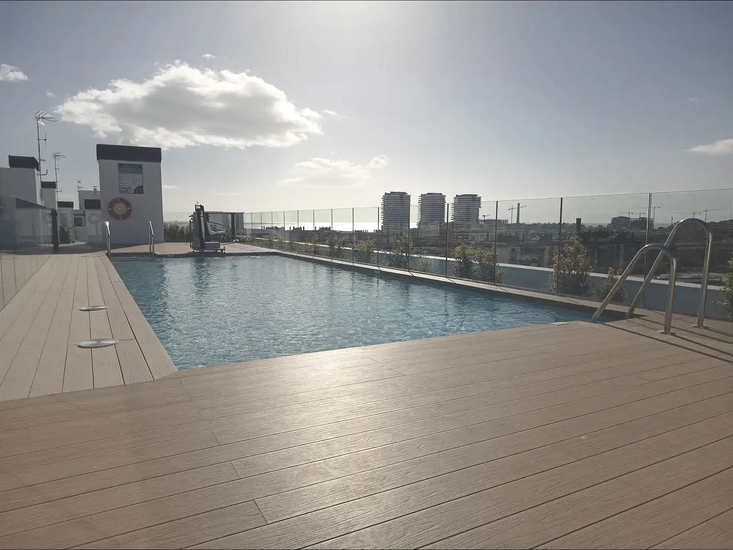 Piscina de Ático en venta en Málaga con Aire acondicionado, Terraza y Trastero