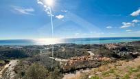 Vista exterior de Àtic en venda en Rincón de la Victoria amb Aire condicionat, Calefacció i Terrassa