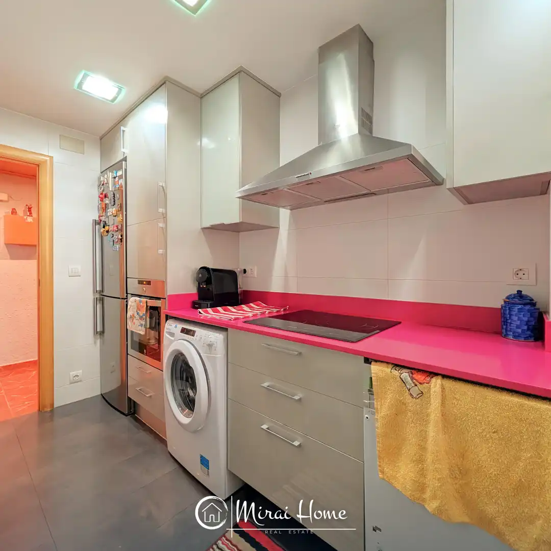 Cocina de Piso en venta en Santa Coloma de Gramenet con Aire acondicionado, Calefacción y Terraza