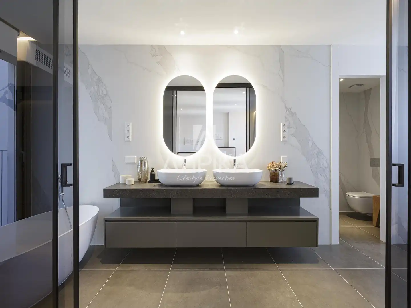 Badezimmer von Dachboden zum Verkauf in Barcelona mit Klimaanlage, Heizung und Terrasse