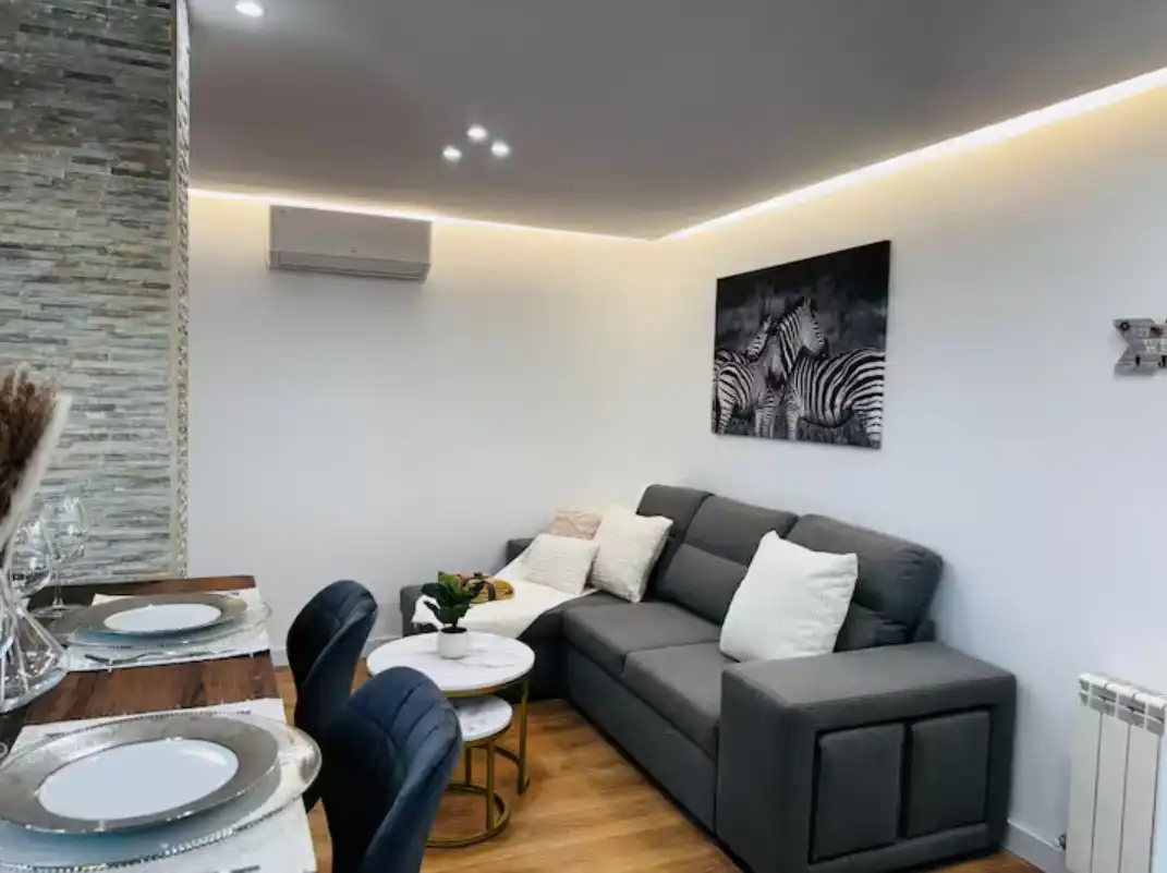 Living room of Apartments for rent in Zaragoza  with Air Conditioner, Heating and Parquet flooring