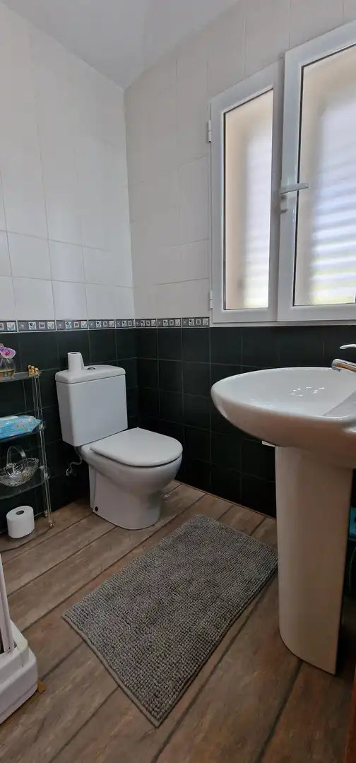 Badezimmer von Haus oder Chalet zum Verkauf in Totana mit Heizung, Privatgarten und Terrasse