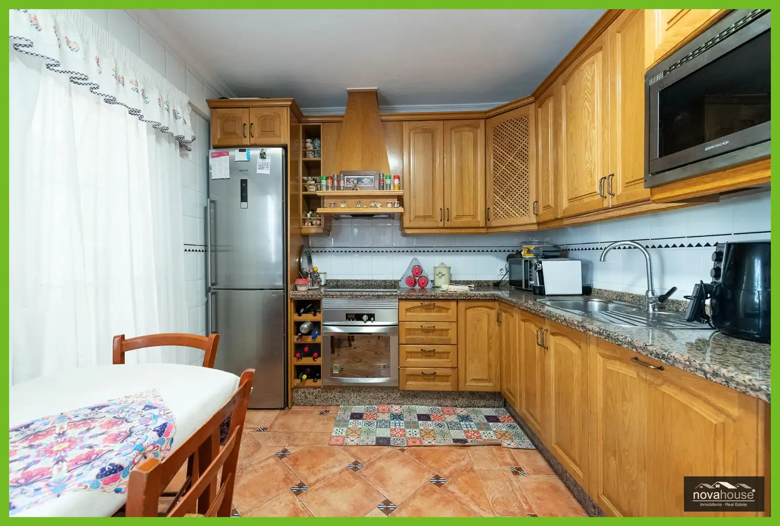 Cocina de Casa o chalet en venta en Torremolinos con Aire acondicionado, Jardín privado y Trastero