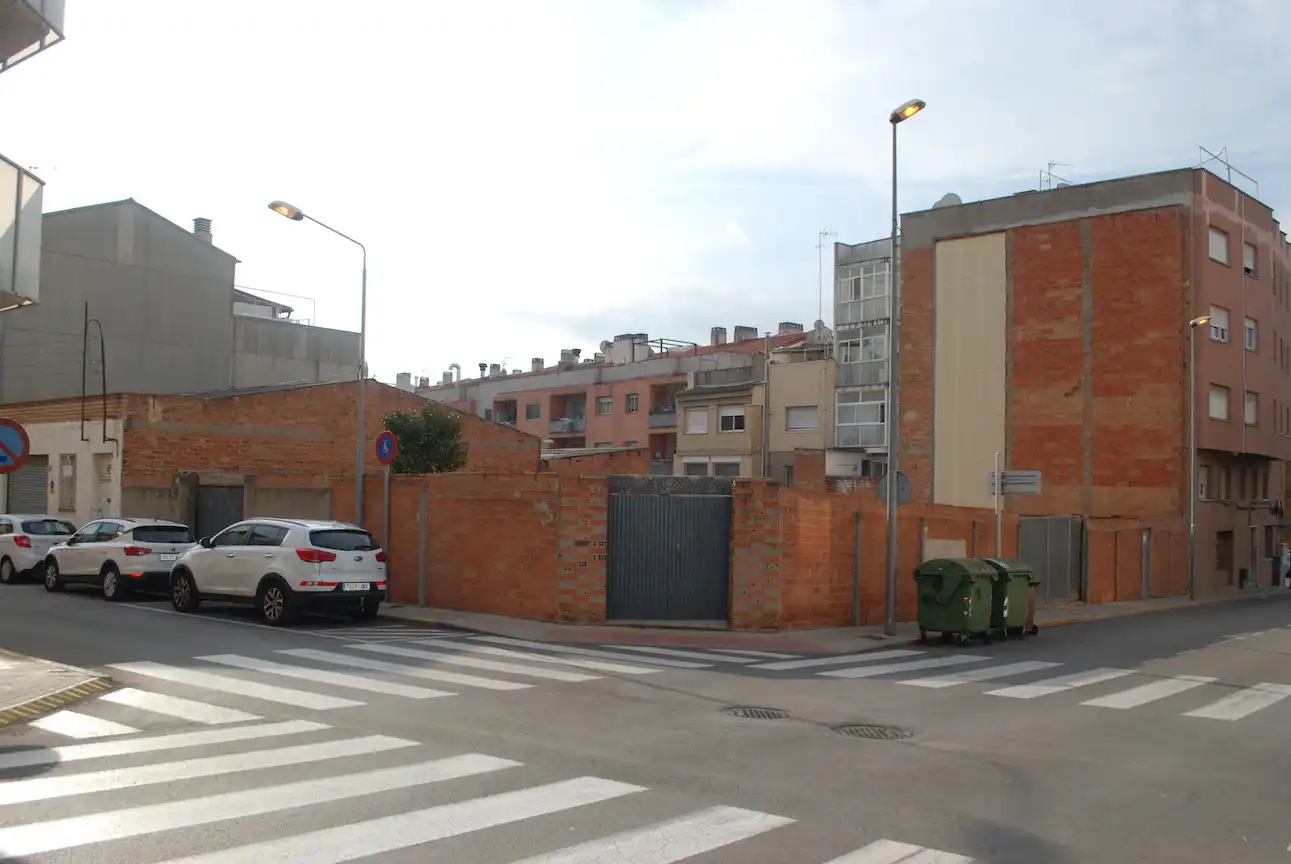 Terreno residencial en venta en Carrer d'Antonio Machado