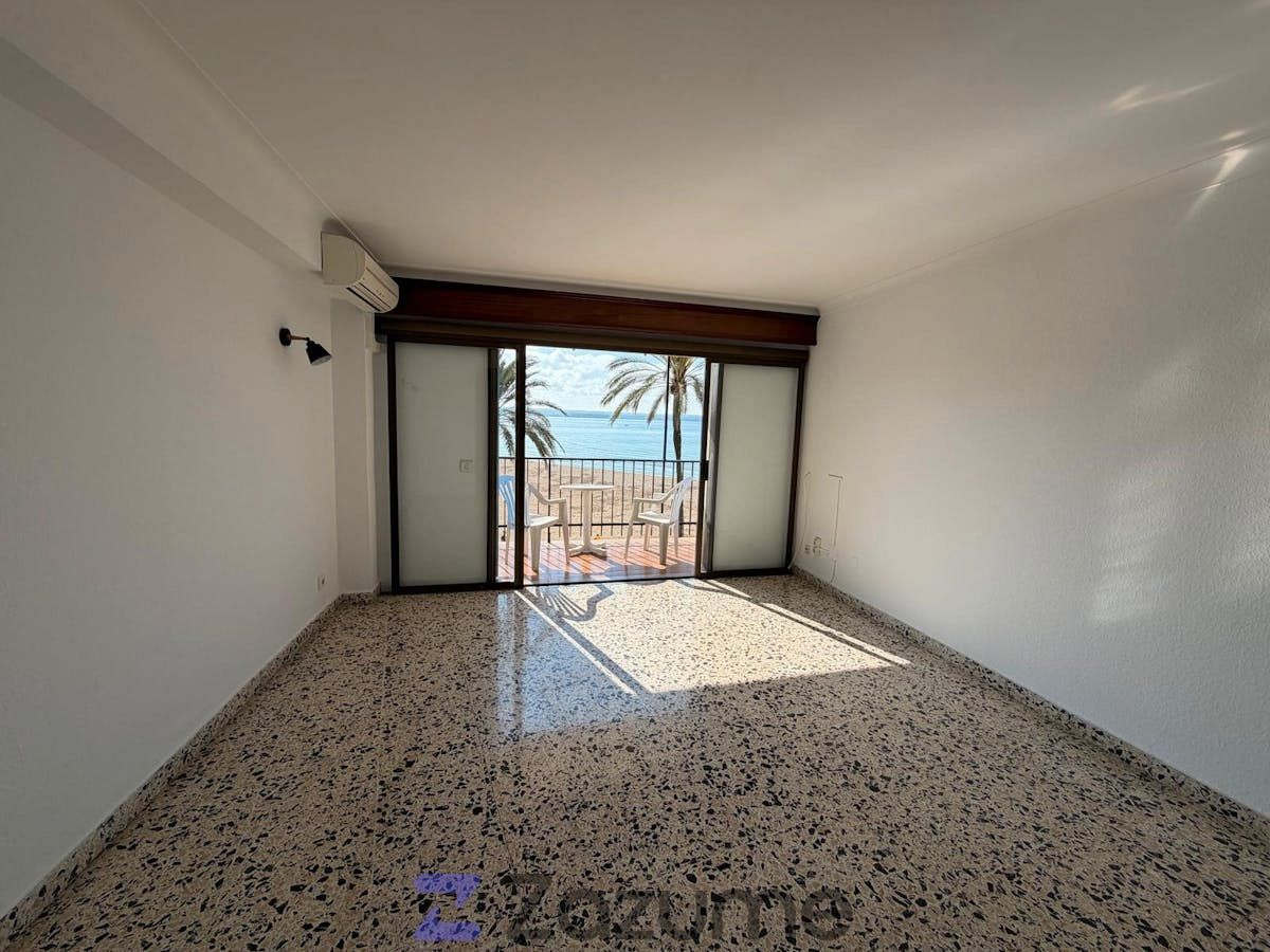 Dormitori de Pis de lloguer en  Palma de Mallorca amb Aire condicionat, Calefacció i Terrassa