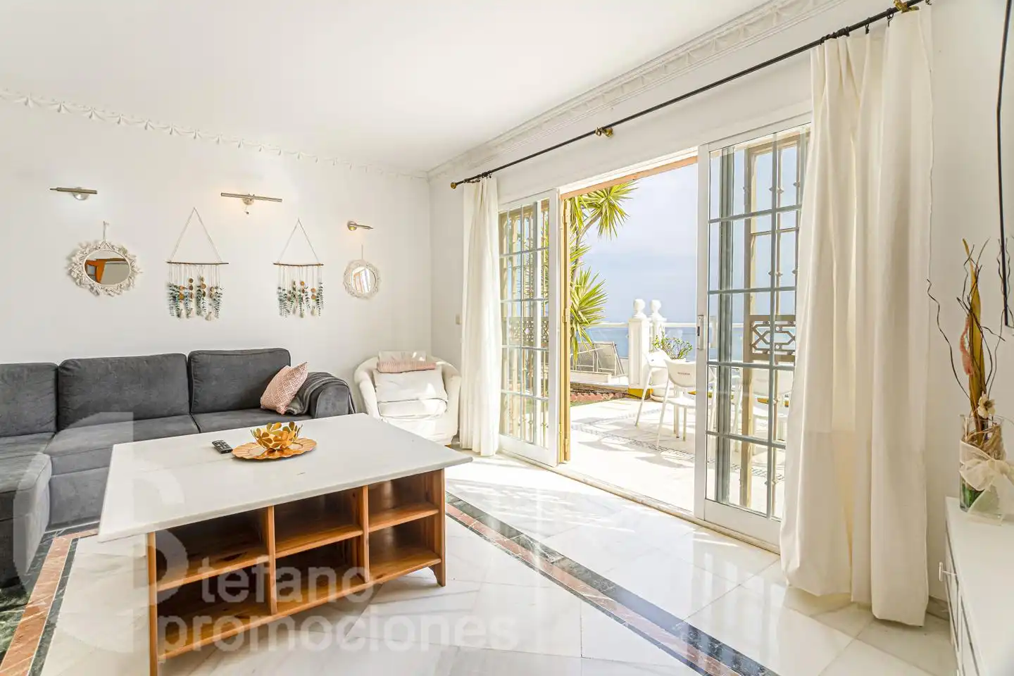 Sala de estar de Casa o chalet en venta en Rincón de la Victoria con Aire acondicionado, Jardín privado y Terraza