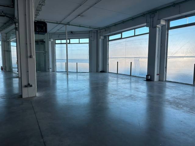 Nave industrial en Alquiler en Calle Els Ports, 145 en Ensanche - Parque Santa Rosa