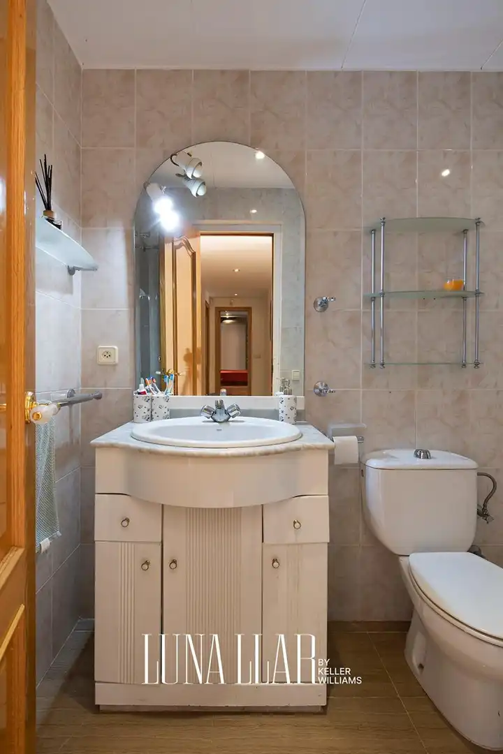 Bathroom of Houses for sale in Castelldefels  with Air Conditioner, Heating and Terrace