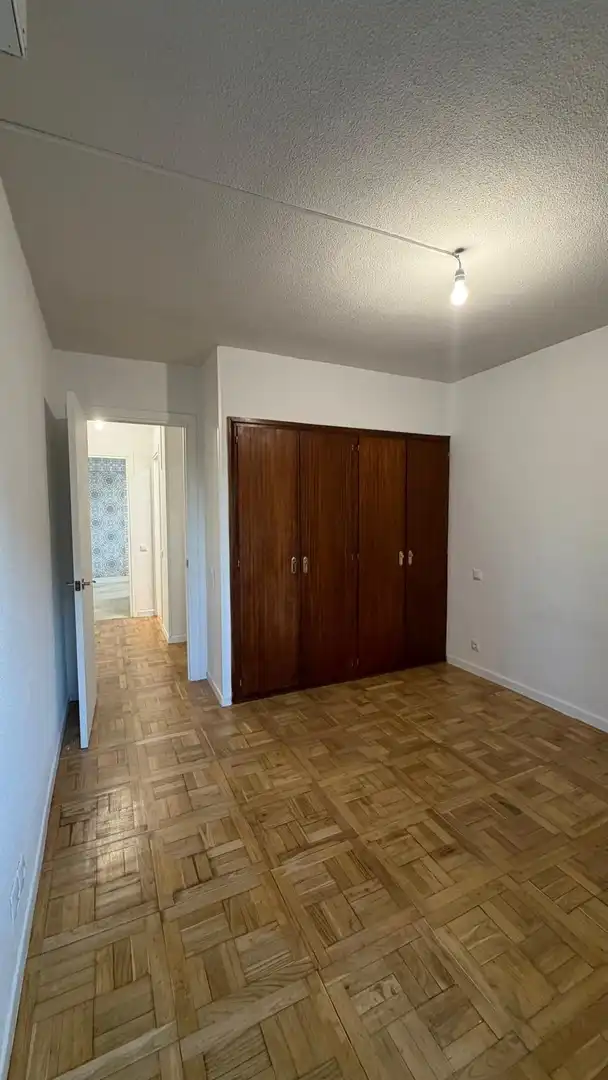 Schlafzimmer von Wohnung zur Miete in Fuencarral - El Pardo