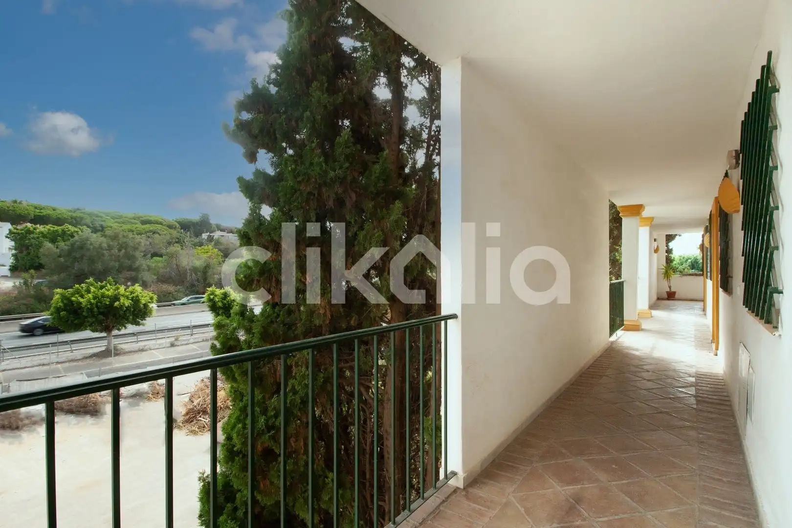 Flat for sale in Marbella  with Air Conditioner, Private garden and Terrace