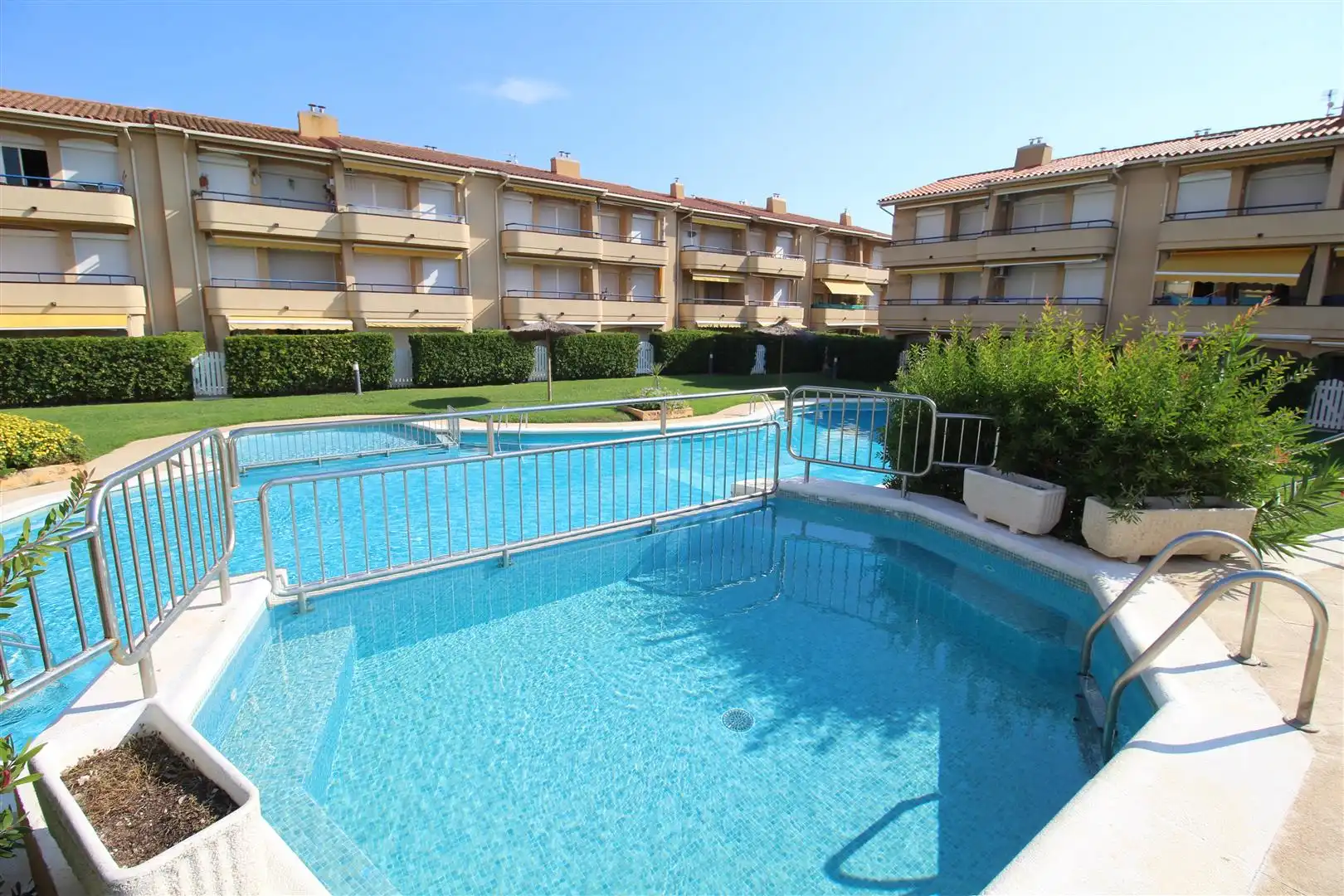 Apartment with pool for sale in Carrer Assutzena 51, imagen 2
