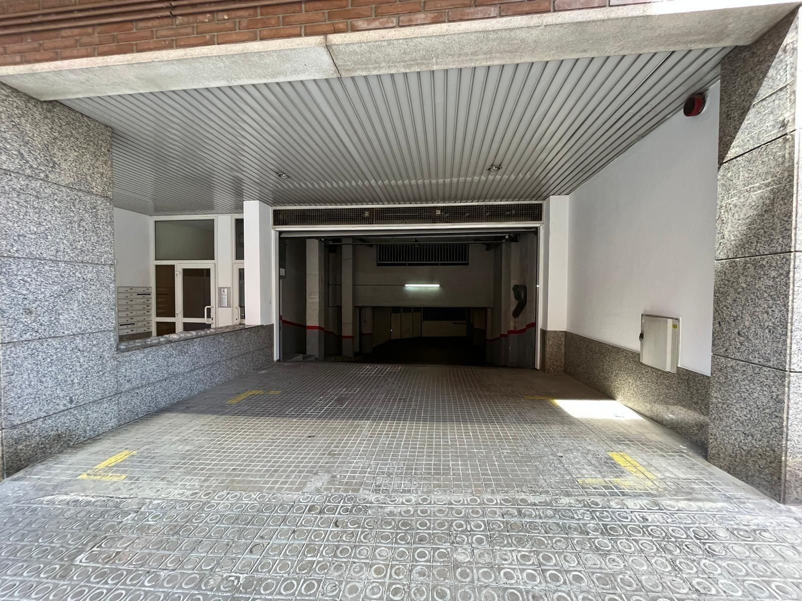Garage for sale in Manresa