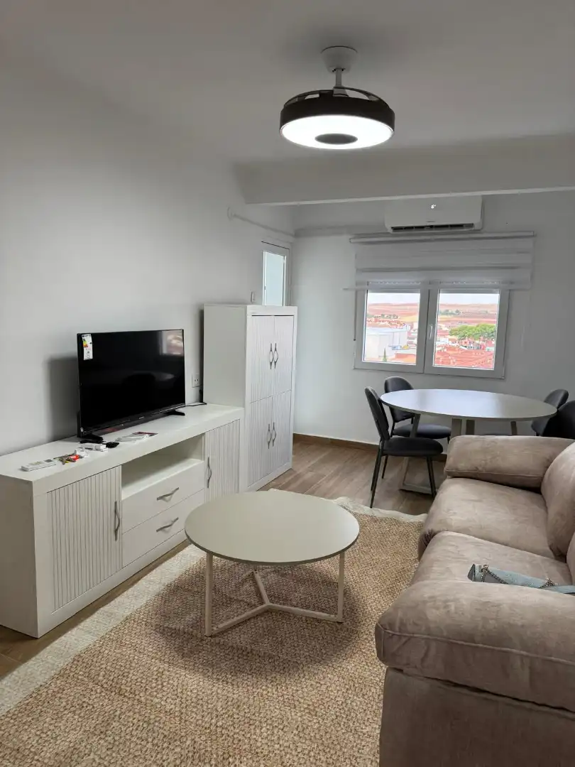 Wohnzimmer von Wohnung zur Miete in Alcázar de San Juan mit Klimaanlage, Heizung und Möbliert