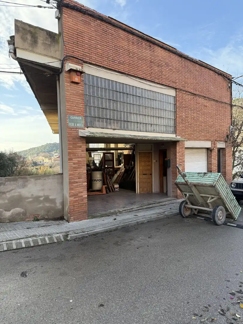 Exterior view of Buildings for sale in Puig-reig