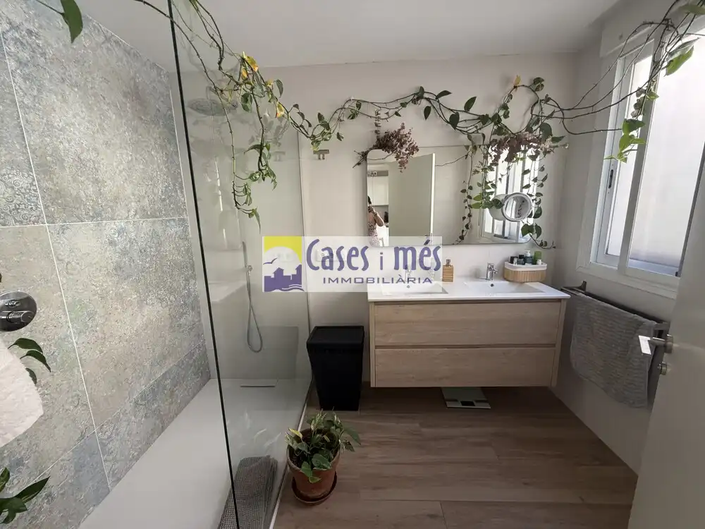 Badezimmer von Country house zum Verkauf in La Pobla de Farnals mit Klimaanlage, Terrasse und Abstellraum