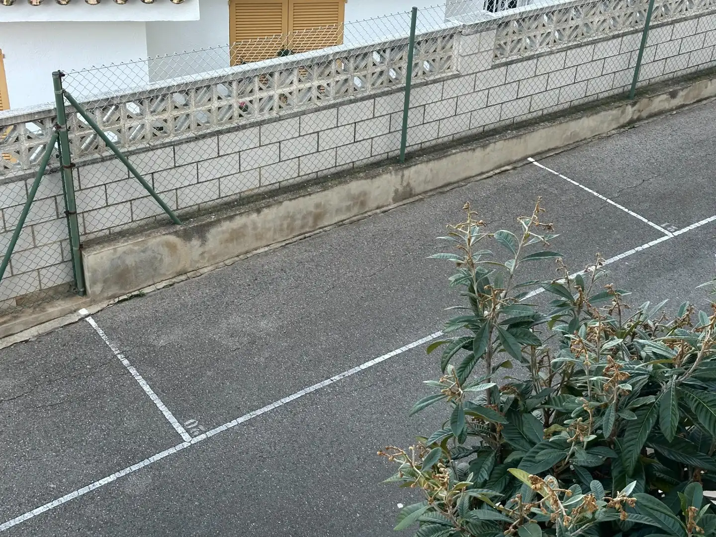 Parkplatz von Wohnungen zum Verkauf in Torredembarra mit Privatgarten, Terrasse und Balkon