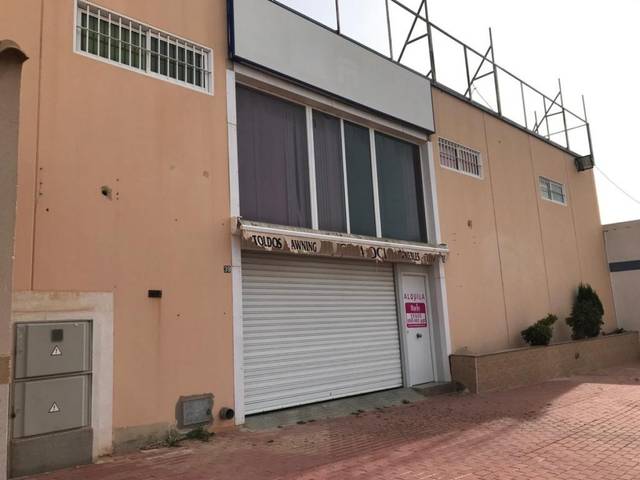 Nave industrial en Venta en Avenida De Barranco, 37 en Sucina