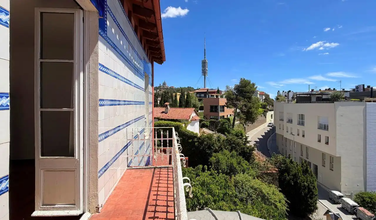 Casa con giardino in vendita a Carrer dels Algarves, imagen 6