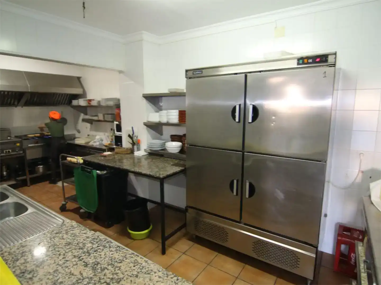 Cocina de Local en venta en Zahara de los Atunes con Aire acondicionado y Amueblado