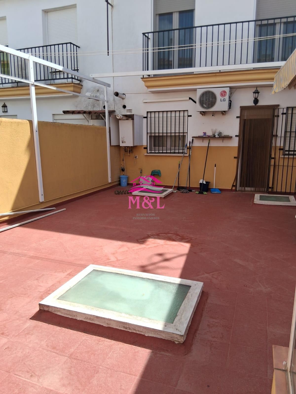 Terrassa de Casa o xalet en venda en Mérida amb Aire condicionat, Calefacció i Terrassa