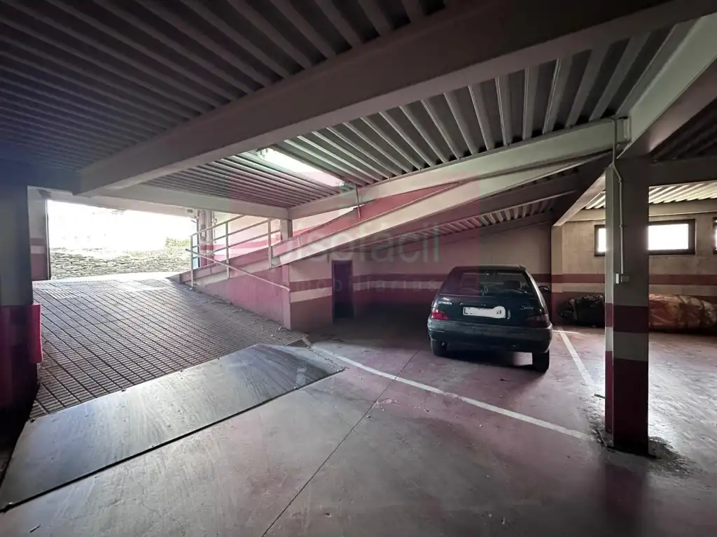 Parkplatz von Wohnung zum Verkauf in Lugo