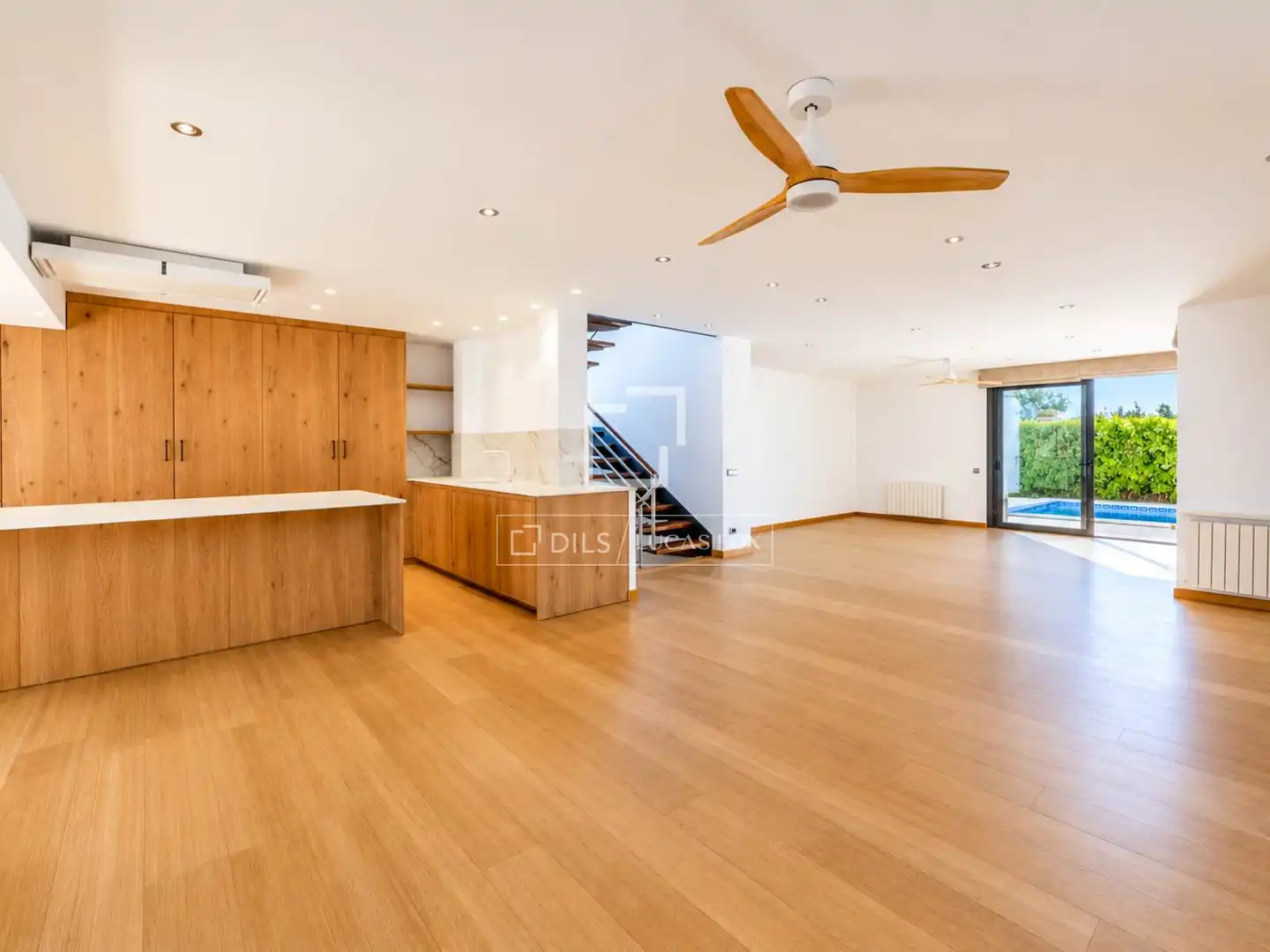 Villa avec terrasse à vendre à Vallpineda - Santa Bárbara, imagen 10