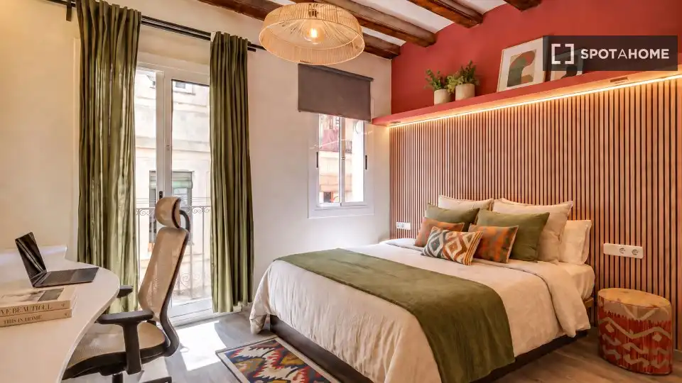 Flat with terrace to rent in Ciutat Vella