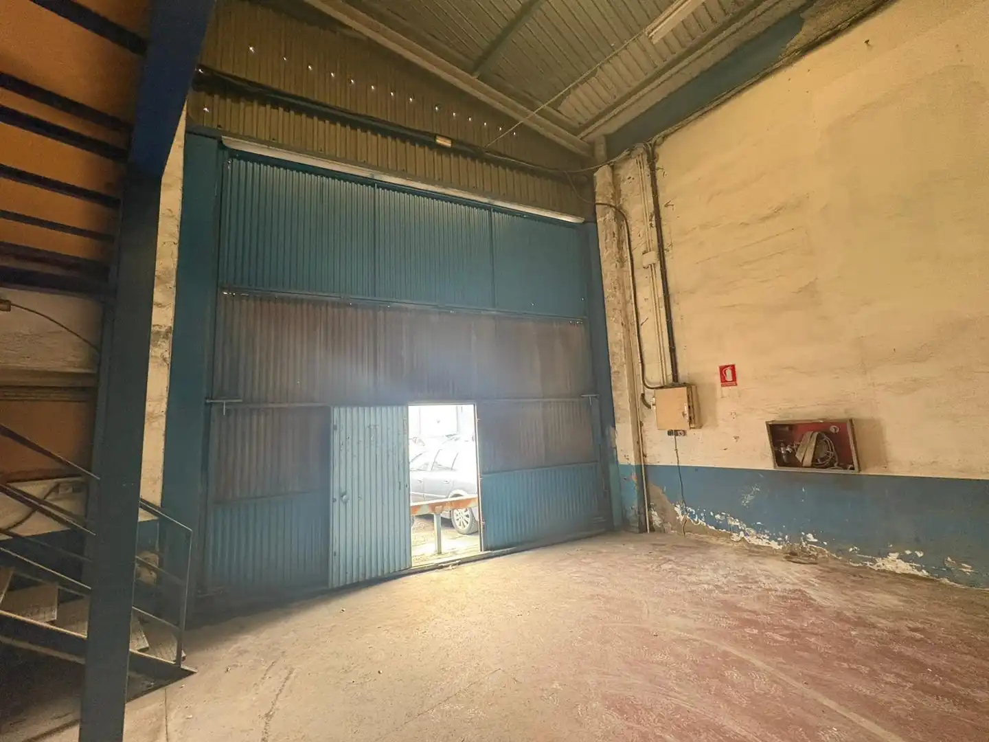 Nave industrial en venta en Sevilla