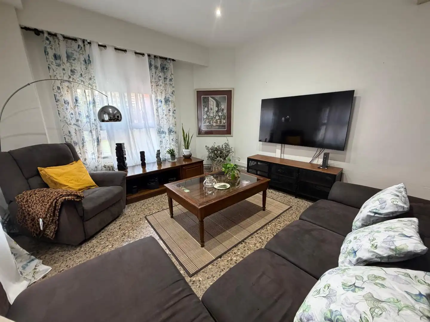 Living room of Flat for sale in Valencia  with Air Conditioner and Heating