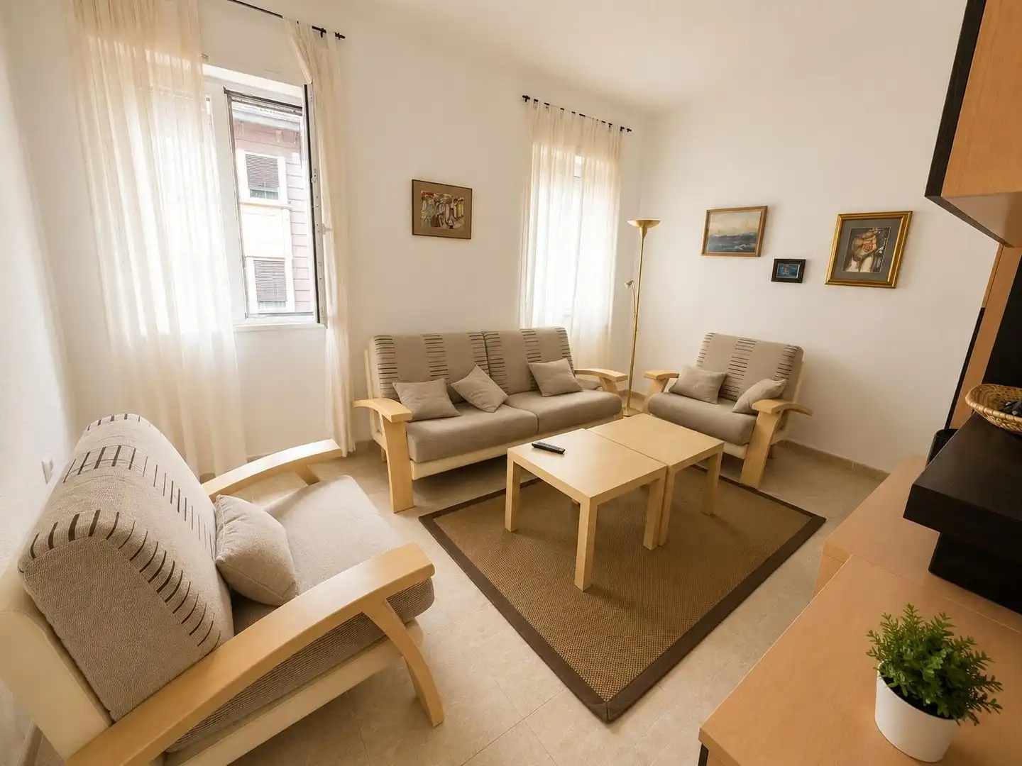 Wohnungen zur Miete in Calle Calle Álvarez Sereix, 4, Barrio del Centro