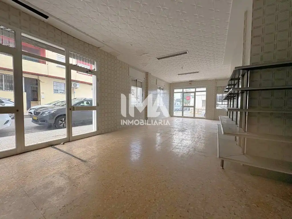 Local comercial en venta en San Antonio de Benagéber, imagen 2