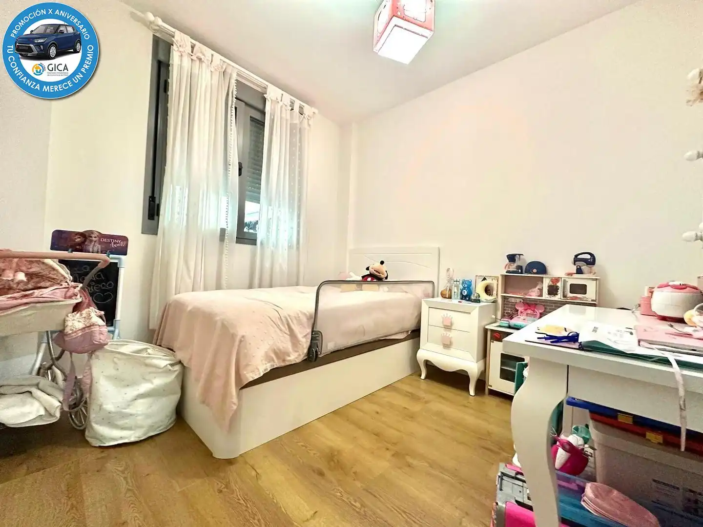 Piso de alquiler en Caballero Bonald - San José Obrero - Guadalcacín