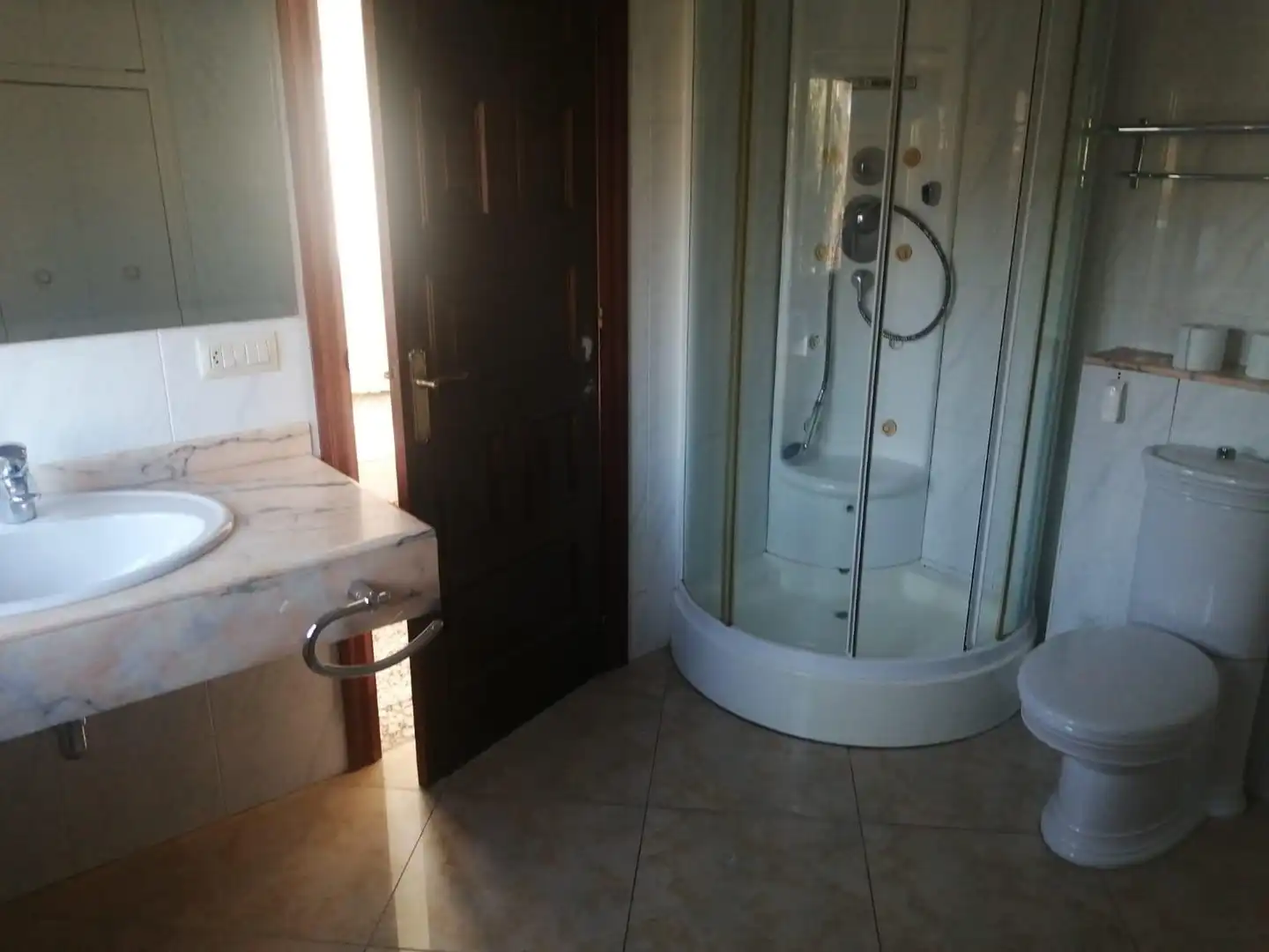 Bany de Casa o xalet en venda en Tàrrega amb Jardí privat, Terrassa i Traster