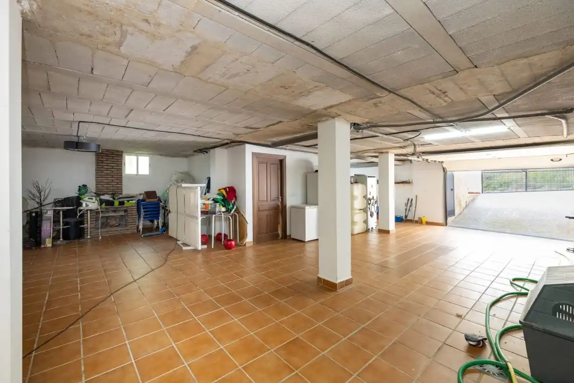 Casa o chalet en venta en La Zubia con Aire acondicionado, Calefacción y Jardín privado