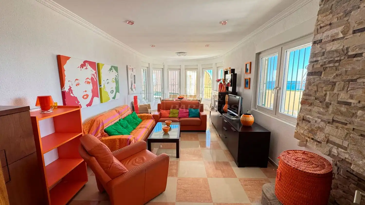 House with pool for sale in Playa de los Locos, imagen 6