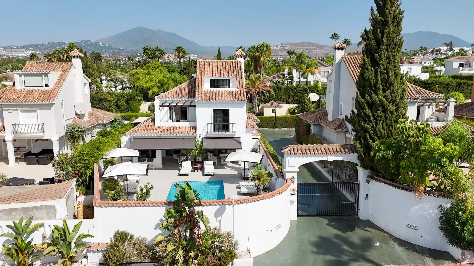 Maison avec terrasse à vendre à Nueva Andalucía, imagen 2