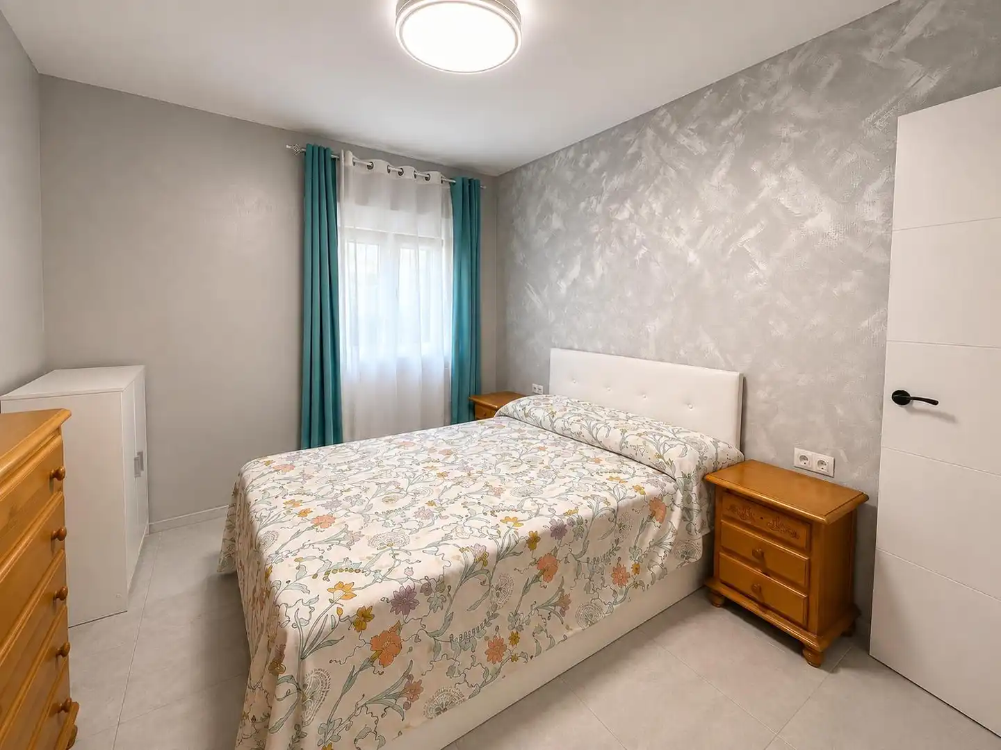 Habitación de Piso en venta en La Línea de la Concepción con Trastero