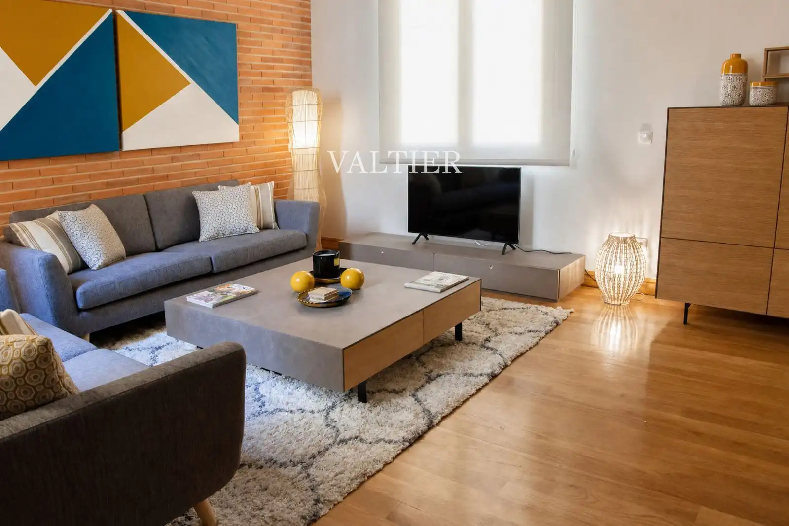 Living room of Flat for rent in Madrid  with Air Conditioner and Furnished