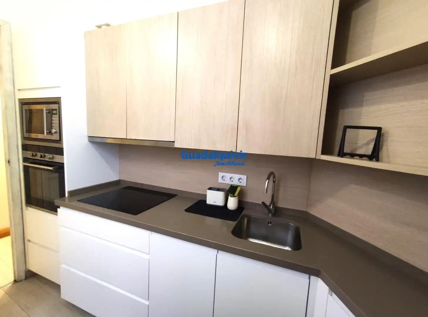 Kitchen of Apartments for rent in Sevilla  with Air Conditioner, Heating and Storage room
