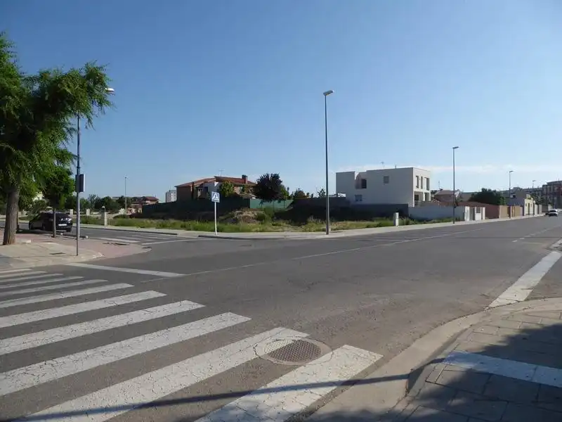 Wohnbaugrundstück zum Verkauf in Torregrossa 20