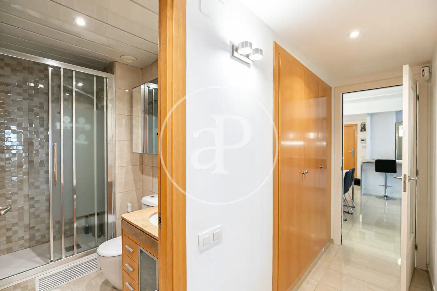 Bathroom of Flat for rent in Badalona  with Air Conditioner, Heating and Terrace