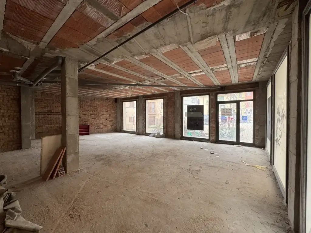 Commercial properties for sale in Sant Hipòlit de Voltregà