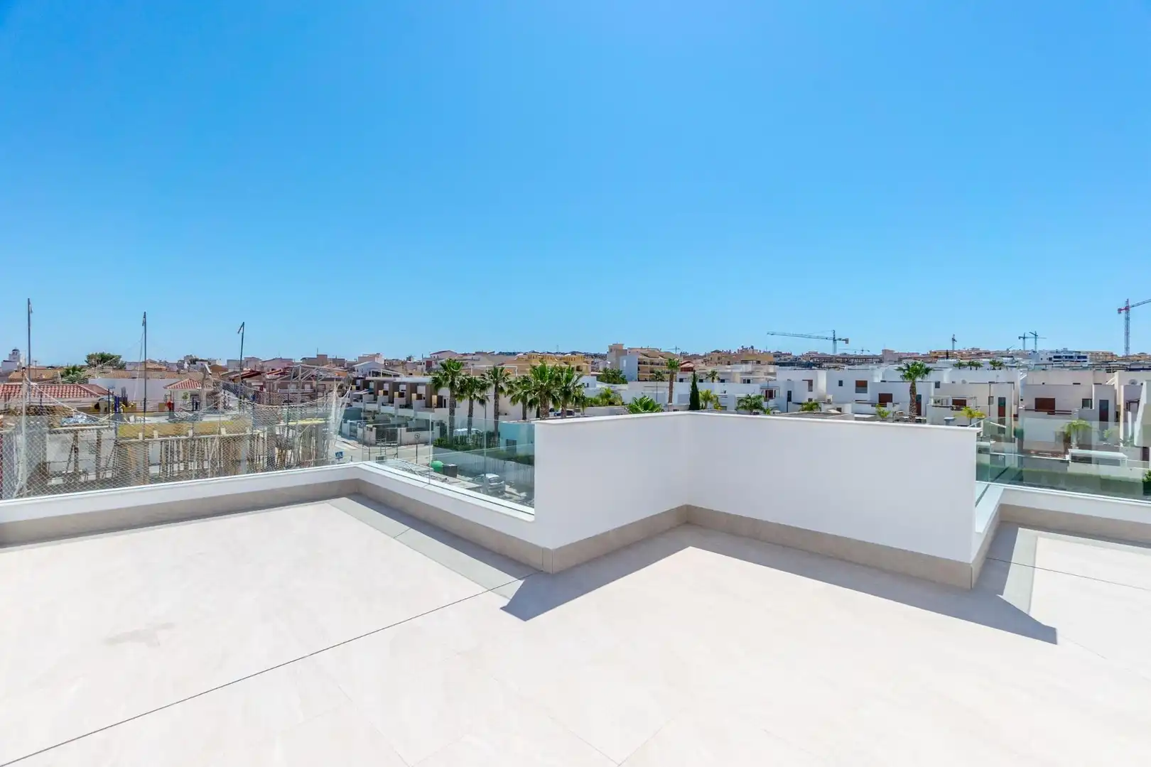 Terrassa de Casa adosada en venda en Benijófar amb Aire condicionat, Terrassa i Piscina